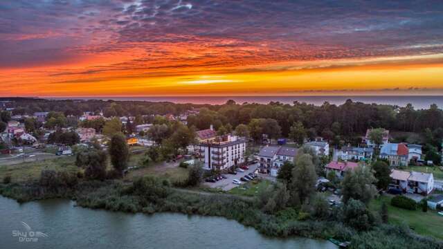 Отель Hotel Emocja SPA Мельно-4