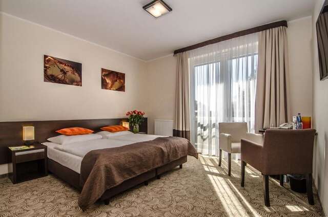 Отель Hotel Emocja SPA Мельно-48